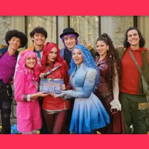 Descendentes 5: Novas imagens revelam retorno da Rainha de Copas, Cinderela e mais